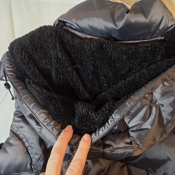 Roper Women's Sleek Black Down Filled Quilted Vest Detatchable Hood Size L - Picture 9 of 12